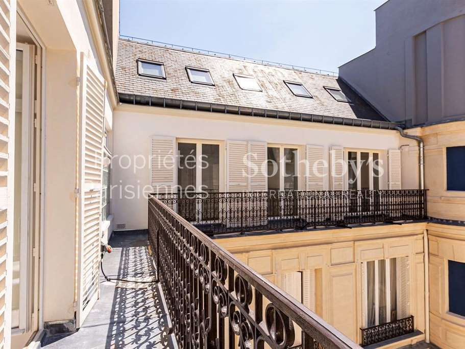 Apartment Paris 8e