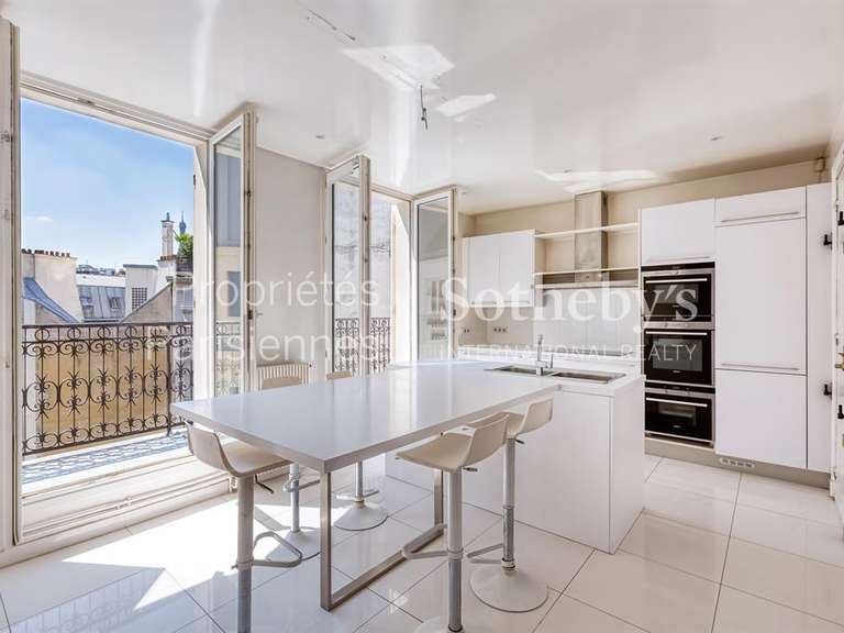 Appartement Paris 8e - 4 chambres - 318m²