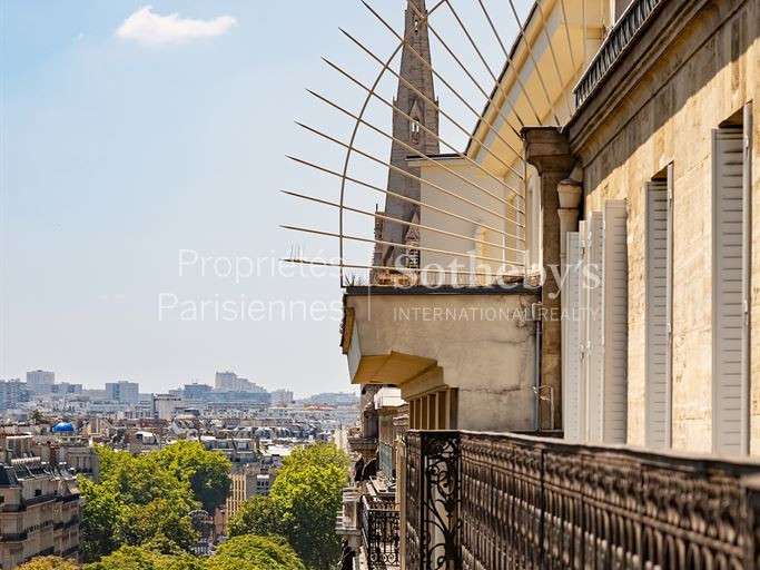 Appartement Paris 8e - 4 chambres - 318m²