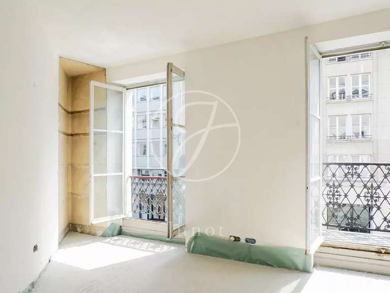 Appartement Paris 8e - 2 chambres - 72m²