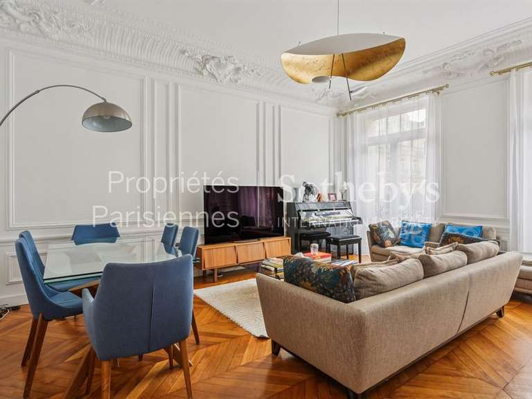 Apartment Paris 8e - 2 bedrooms - 125m²
