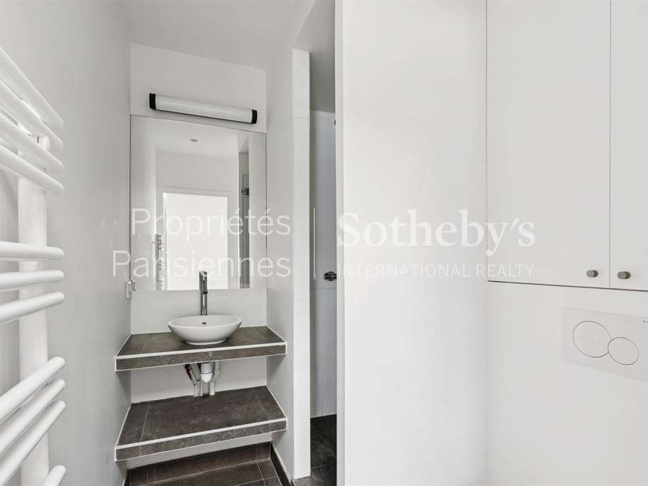 Apartment Paris 8e