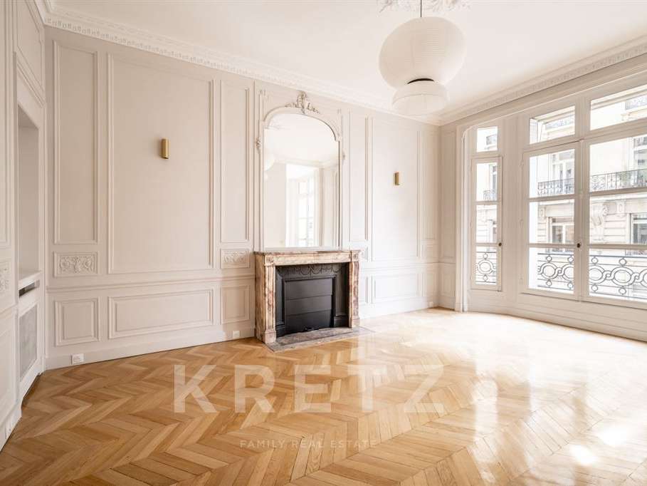 Apartment Paris 8e
