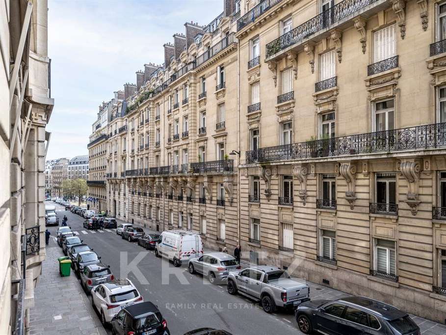 Apartment Paris 8e