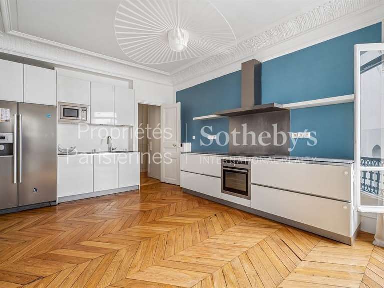 Appartement Paris 8e - 4 chambres - 162m²
