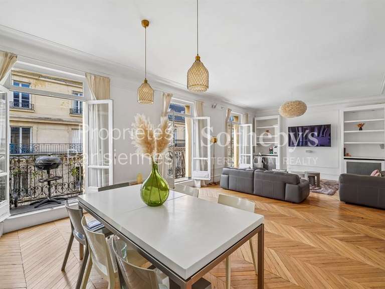 Appartement Paris 8e - 4 chambres - 162m²
