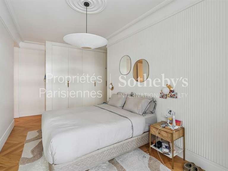 Appartement Paris 8e - 4 chambres - 162m²