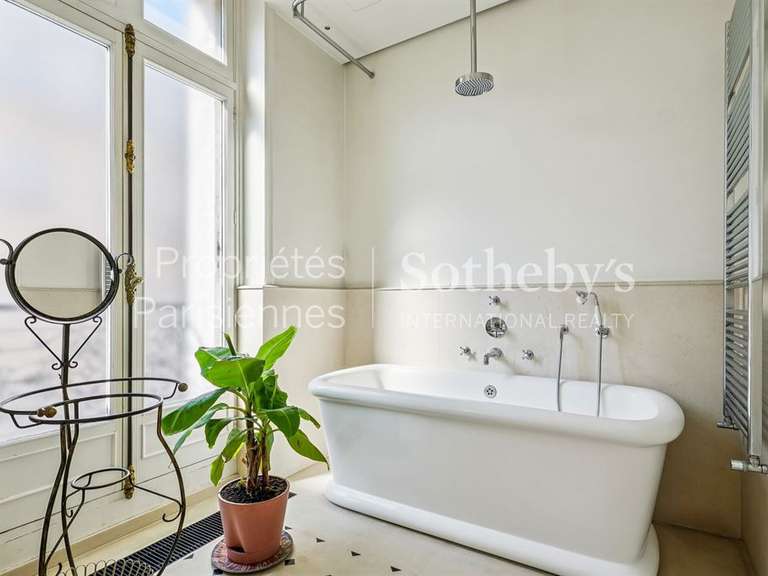 Apartment Paris 8e - 4 bedrooms - 181m²