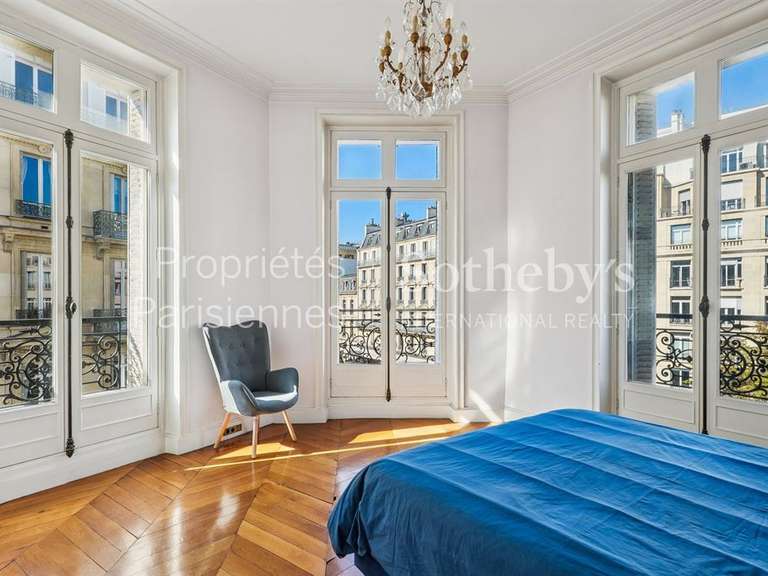 Apartment Paris 8e - 4 bedrooms - 181m²