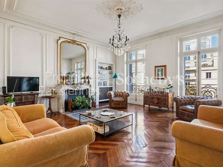Apartment Paris 8e - 4 bedrooms - 181m²