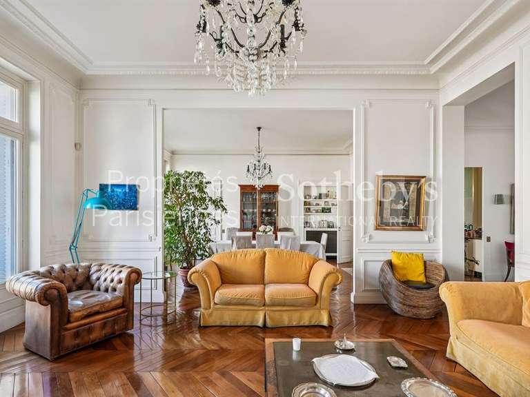 Apartment Paris 8e - 4 bedrooms - 181m²