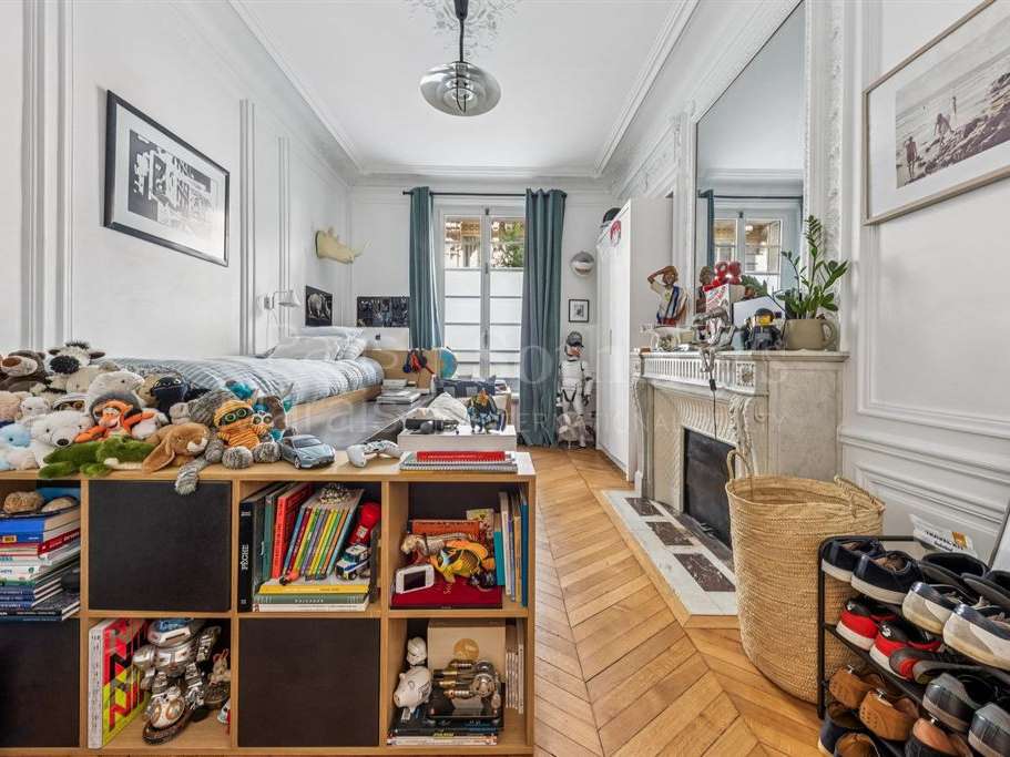 Apartment Paris 8e