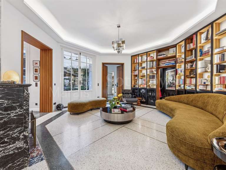 Apartment Paris 8e - 3 bedrooms - 154m²