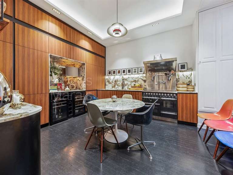 Apartment Paris 8e - 3 bedrooms - 154m²