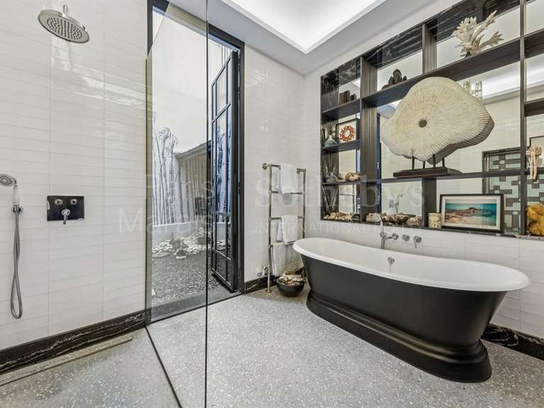 Apartment Paris 8e - 3 bedrooms - 154m²