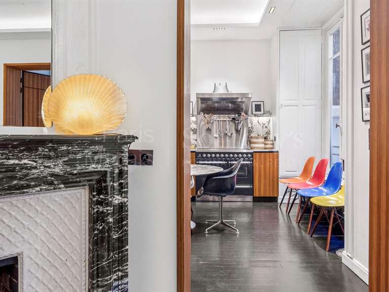 Appartement Paris 8e - 3 chambres - 154m²