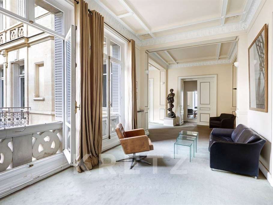 Apartment Paris 8e
