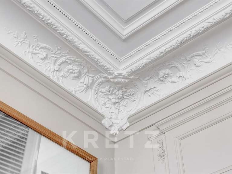 Apartment Paris 8e - 357m²