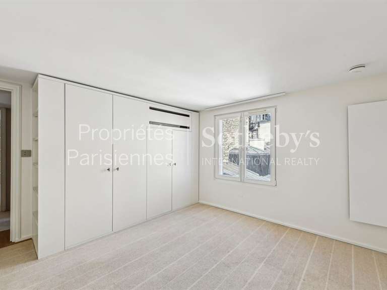 Apartment Paris 8e - 3 bedrooms - 155m²