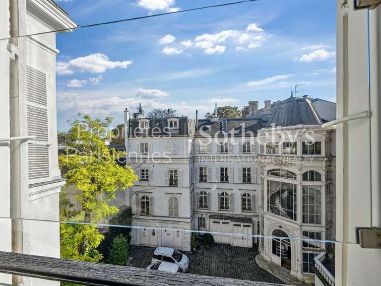 Apartment Paris 8e - 3 bedrooms - 155m²