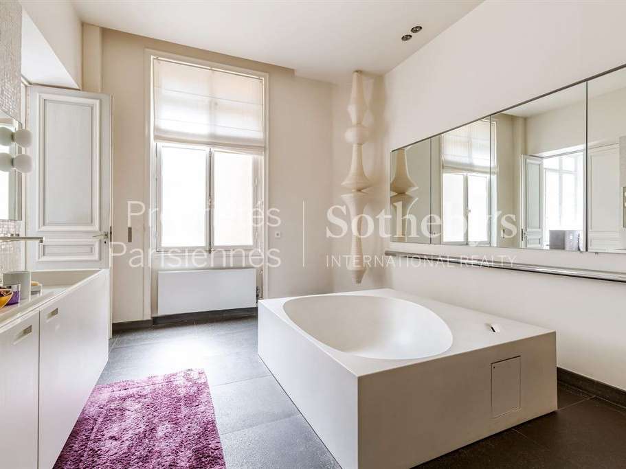 Apartment Paris 8e