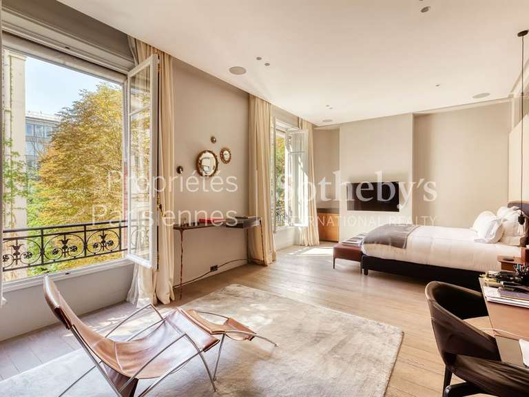 Apartment Paris 8e - 3 bedrooms - 248m²