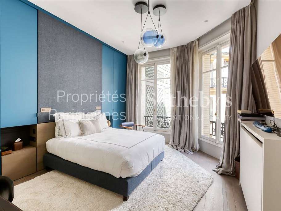 Apartment Paris 8e