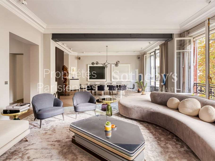 Apartment Paris 8e