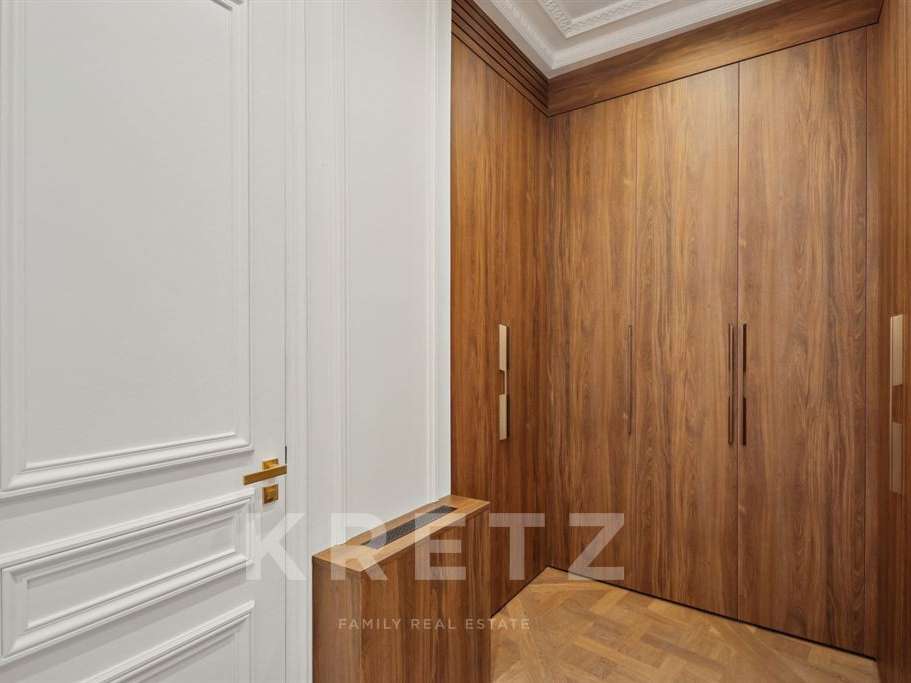 Apartment Paris 8e
