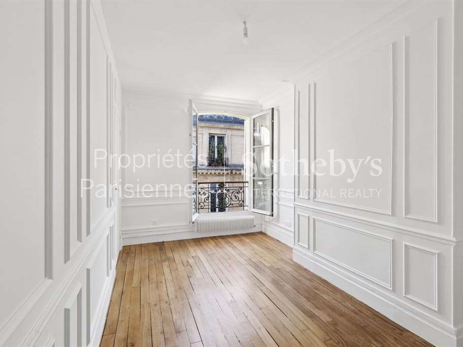 Apartment Paris 8e