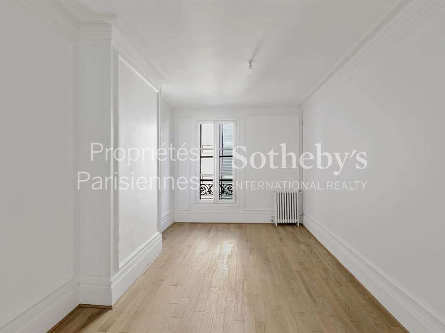 Apartment Paris 8e