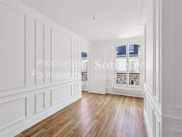 Apartment Paris 8e - 2 bedrooms - 78m²