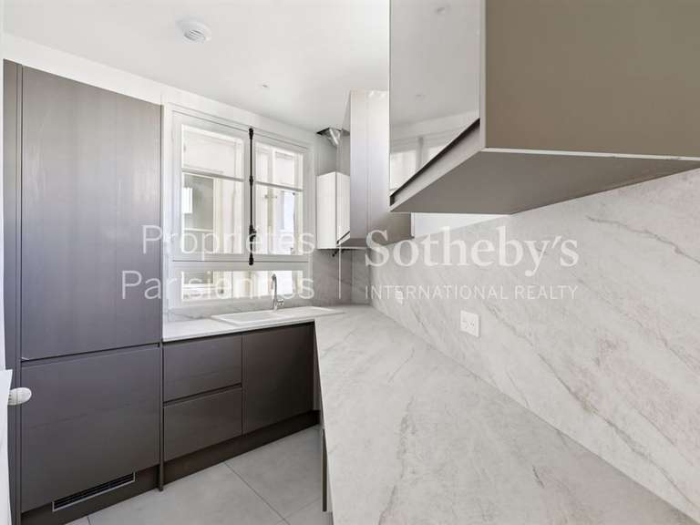 Apartment Paris 8e - 2 bedrooms - 76m²