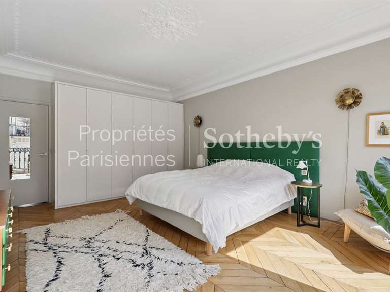 Apartment Paris 8e - 3 bedrooms - 150m²