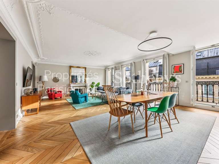 Apartment Paris 8e - 3 bedrooms - 150m²