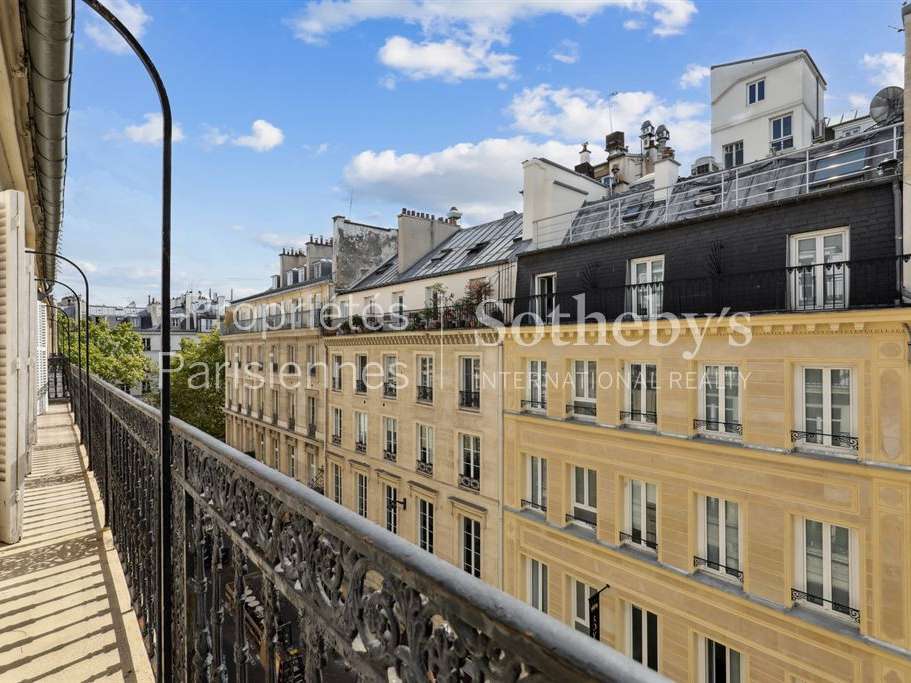 Apartment Paris 8e