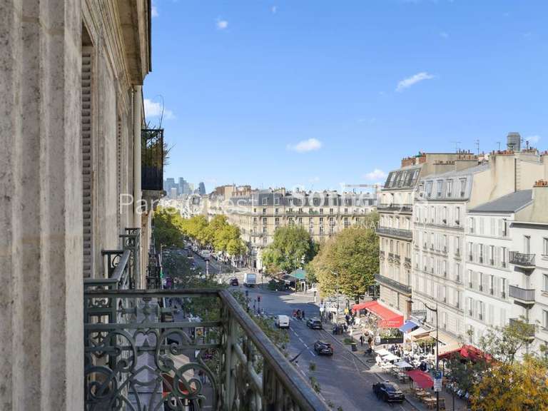 Appartement Paris 8e - 3 chambres - 175m²