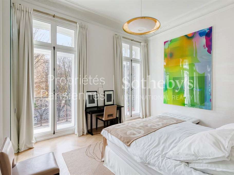 Apartment Paris 8e