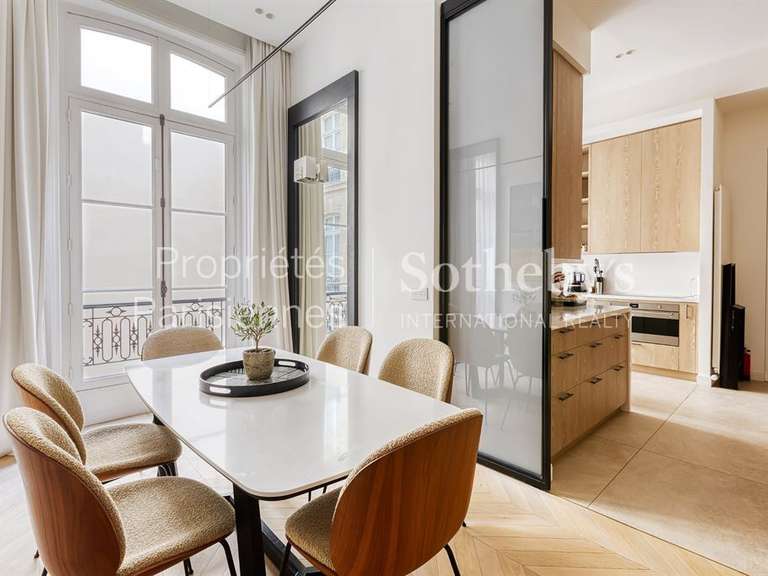 Apartment Paris 8e - 3 bedrooms - 216m²