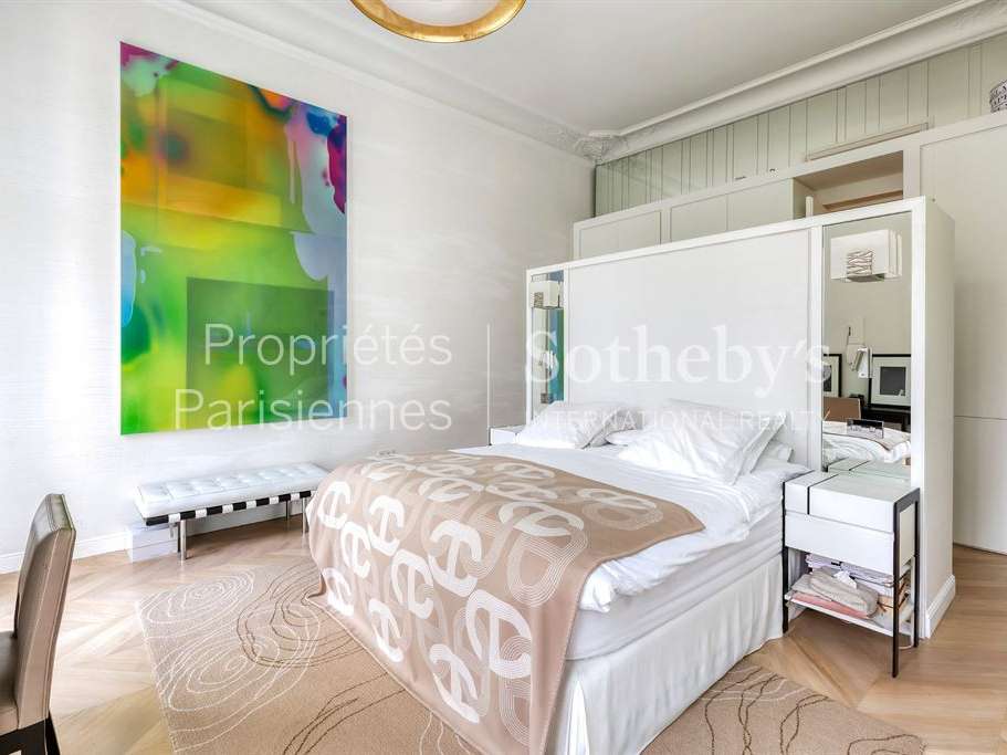 Apartment Paris 8e