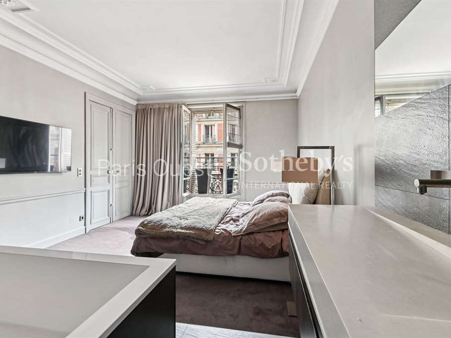 Apartment Paris 8e