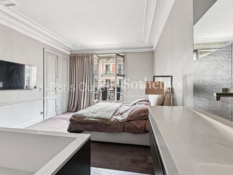 Apartment Paris 8e - 3 bedrooms - 174m²