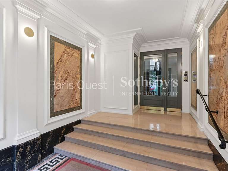 Apartment Paris 8e - 3 bedrooms - 174m²