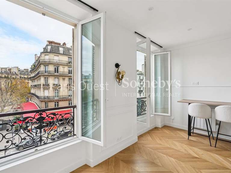 Apartment Paris 8e - 1 bedroom - 28m²