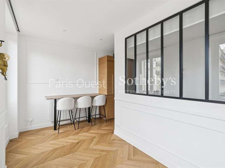 Apartment Paris 8e - 1 bedroom - 28m²