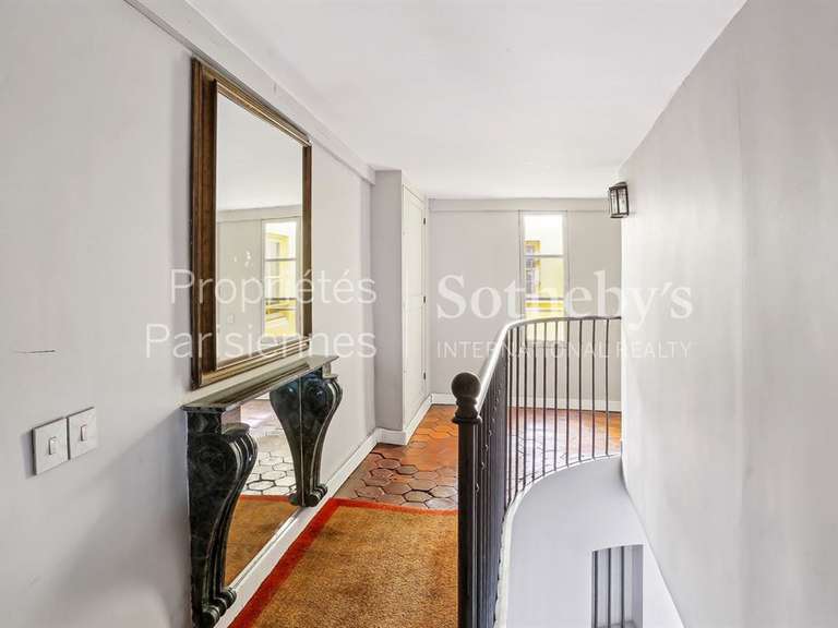 Apartment Paris 8e - 1 bedroom - 76m²