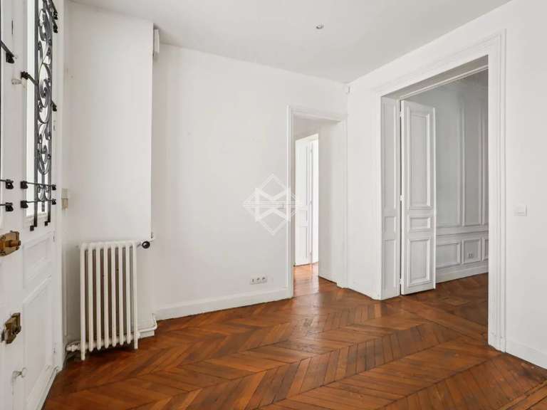Apartment Paris 8e - 1 bedroom - 85m²