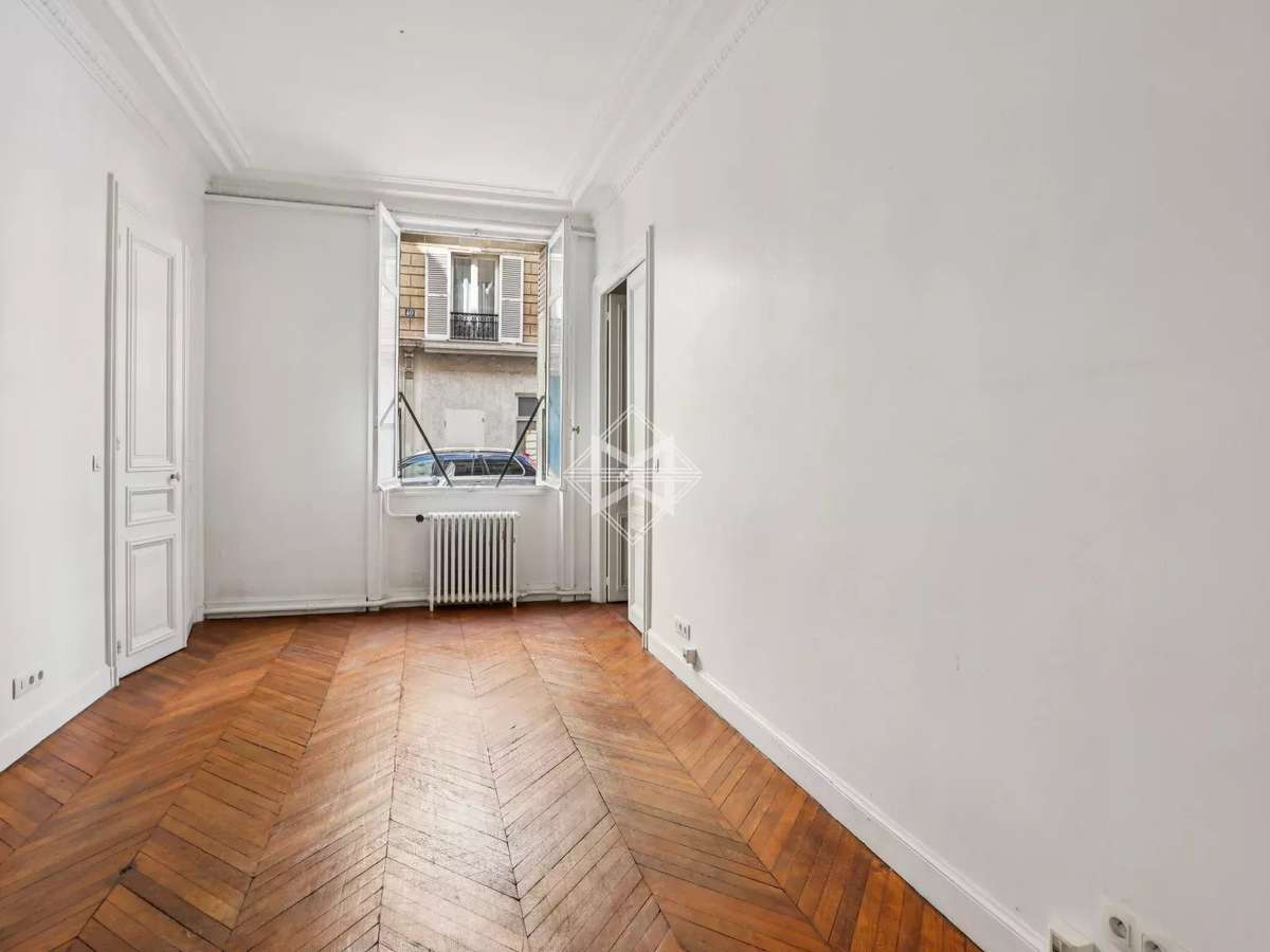 Apartment Paris 8e