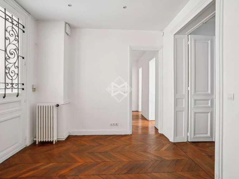 Apartment Paris 8e - 1 bedroom - 85m²