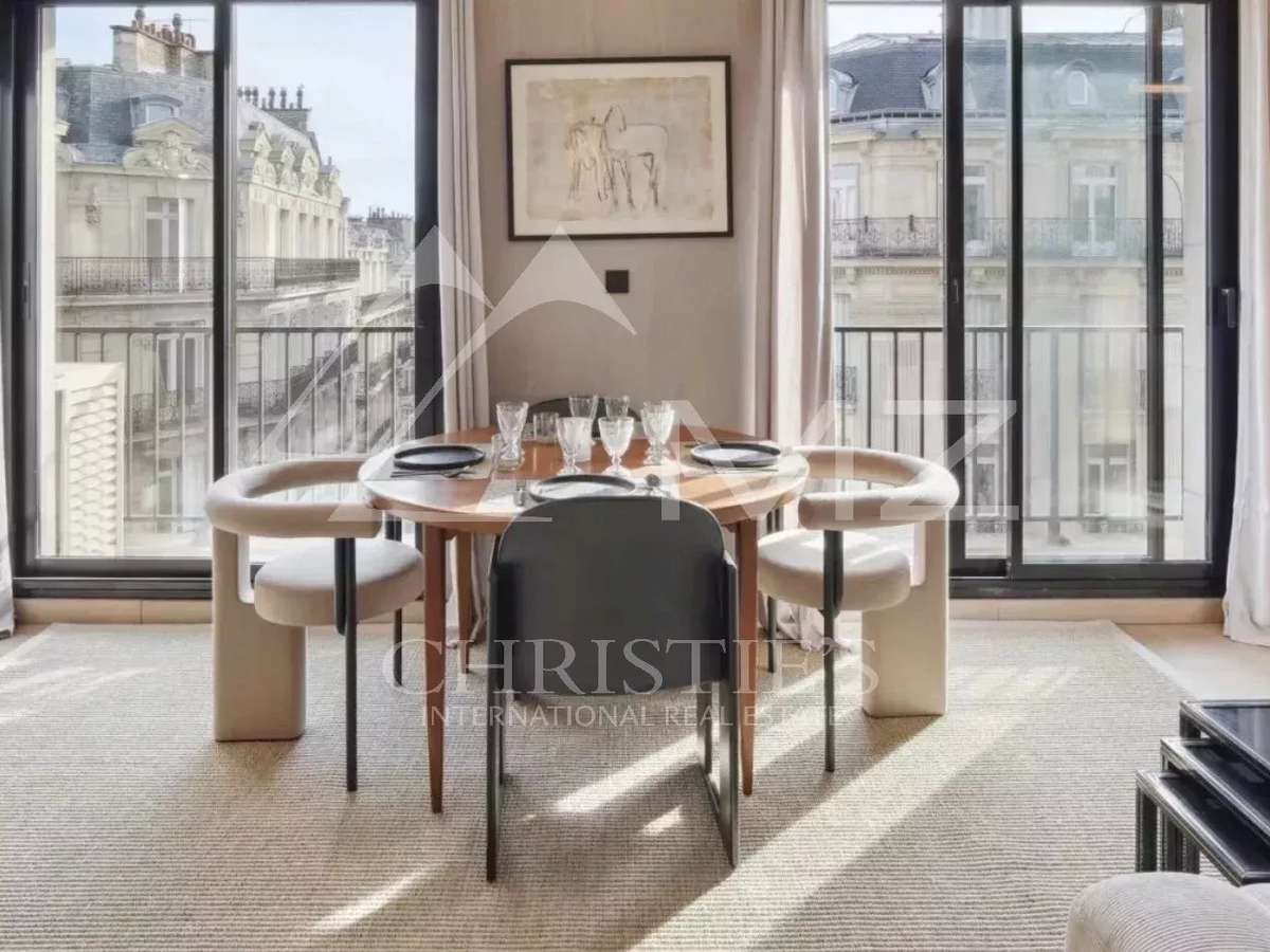 Apartment Paris 8e